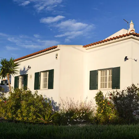 Villa Brunello Rooms 招待所 阿尔热祖尔